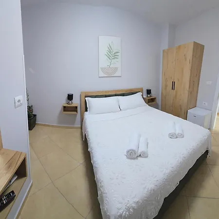 招待所 Mecani Gjirokastër